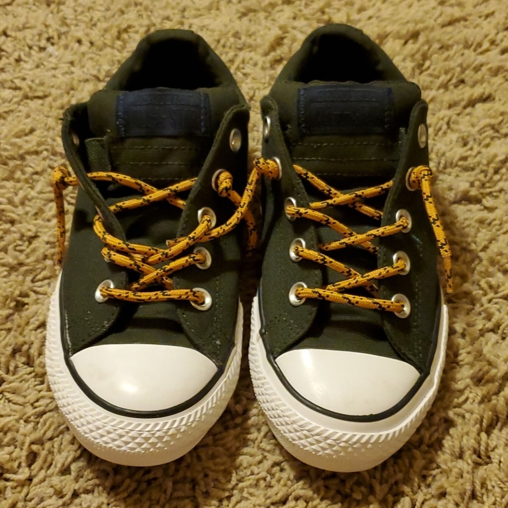 Converse Army Green Low Top